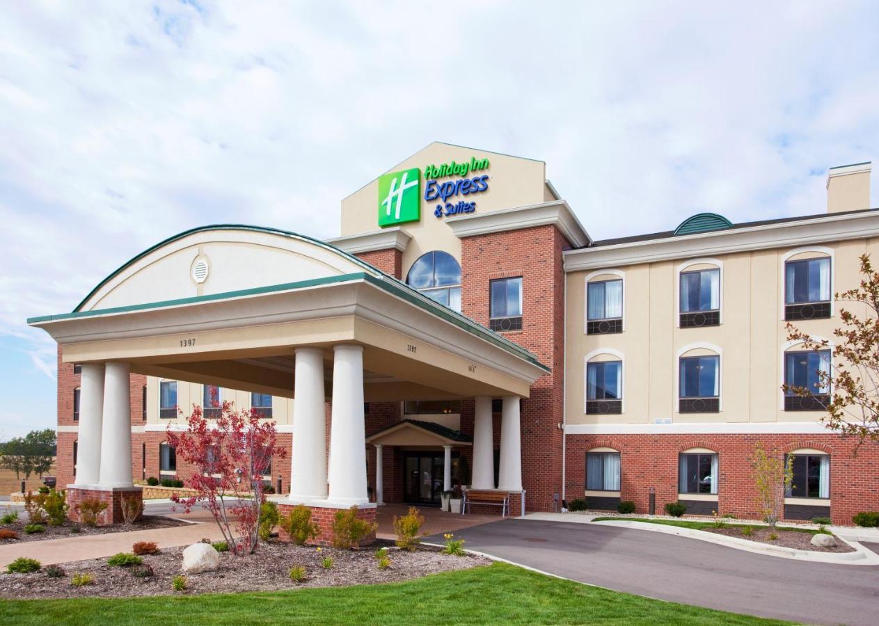 Holiday Inn Express And Suites Detroit North-Troy By Ihg Kültér fotó