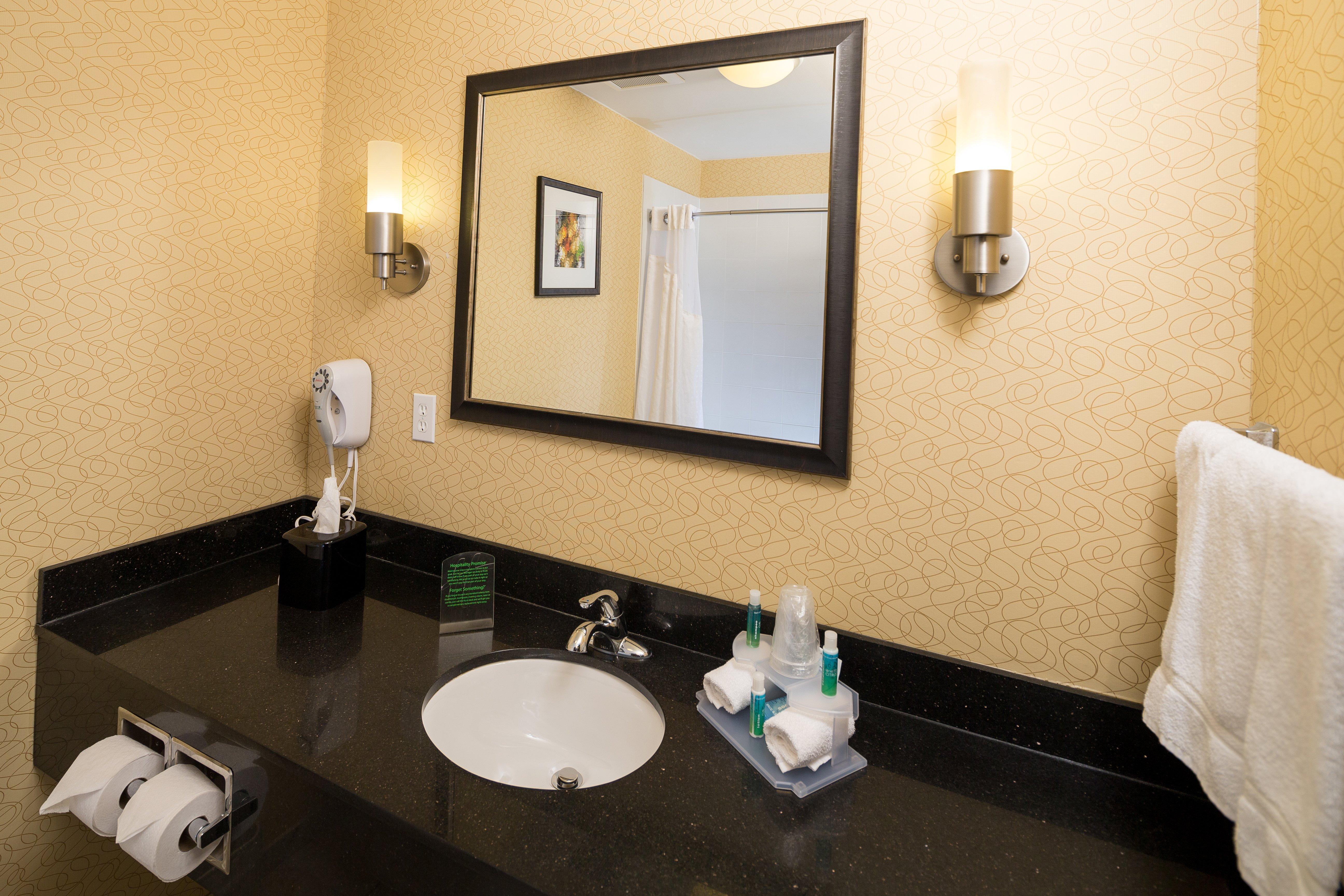 Holiday Inn Express And Suites Detroit North-Troy By Ihg Kültér fotó