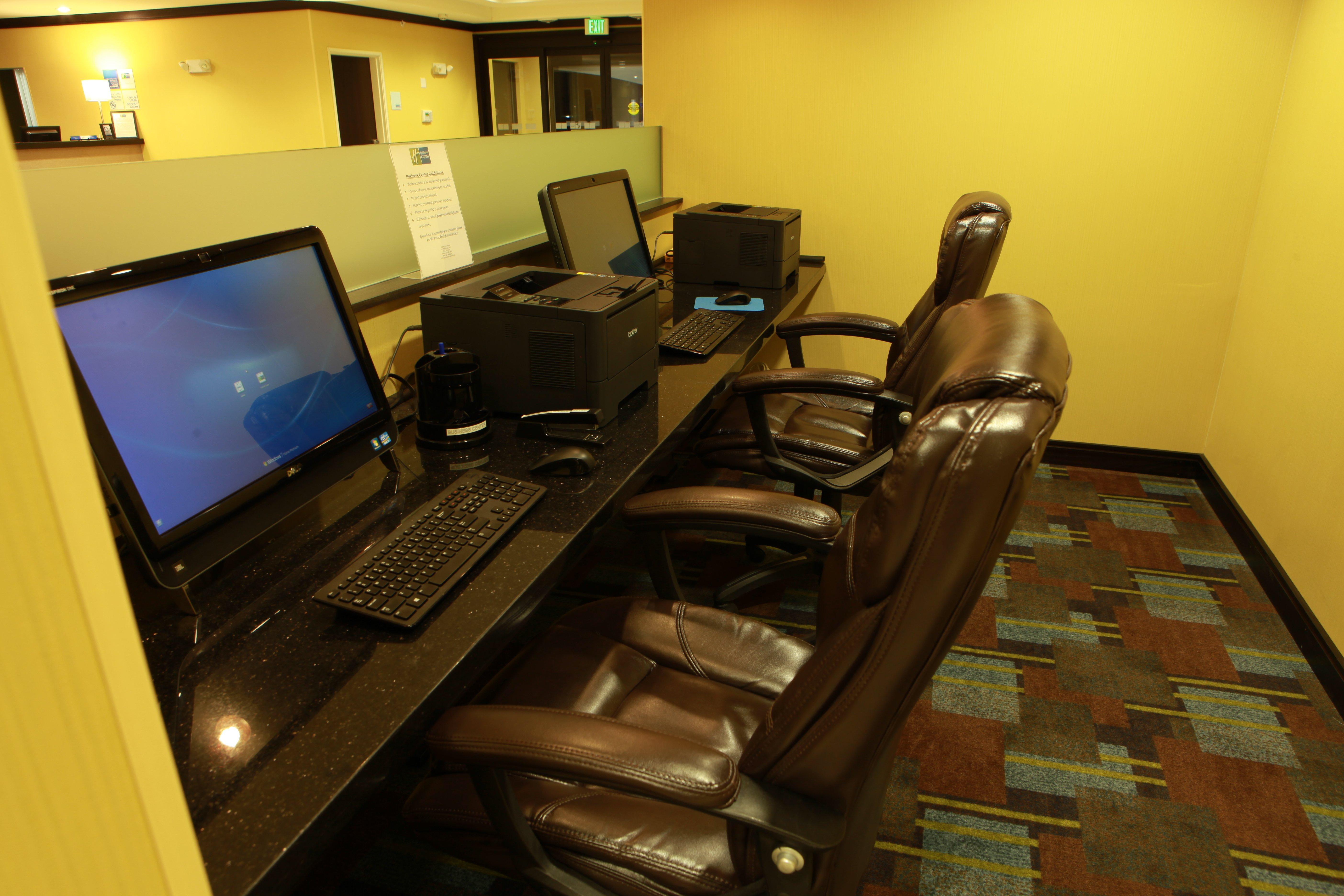 Holiday Inn Express And Suites Detroit North-Troy By Ihg Kültér fotó