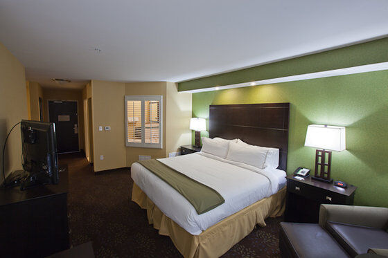 Holiday Inn Express And Suites Detroit North-Troy By Ihg Kültér fotó